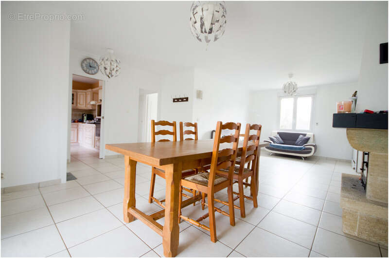 Maison à JAUNAY-CLAN