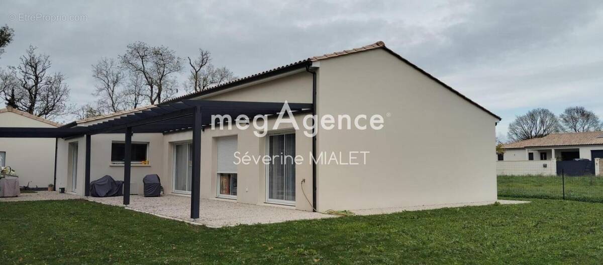 Maison à JULIENNE