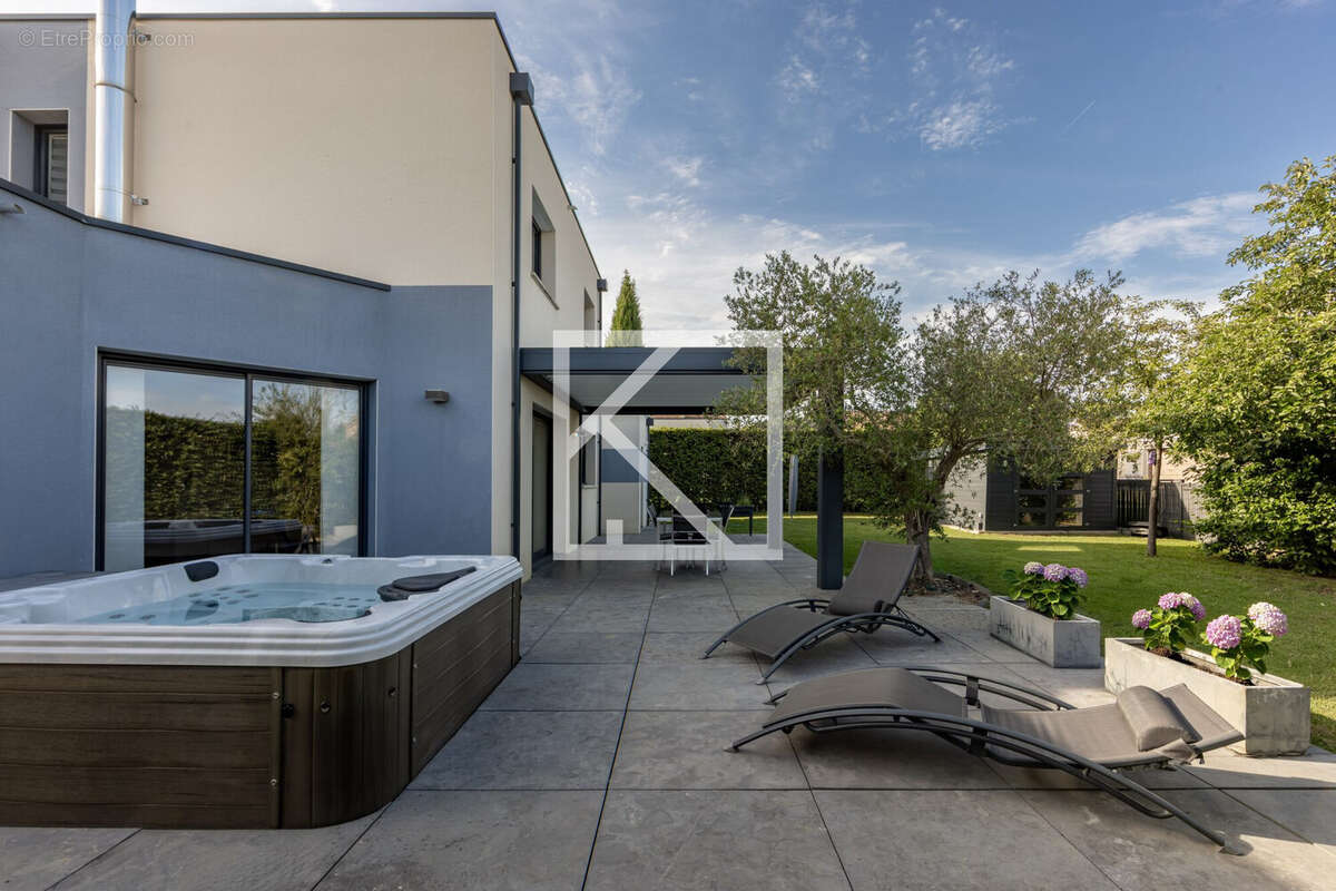 Maison 152 m² à Mulsanne  - photo 2