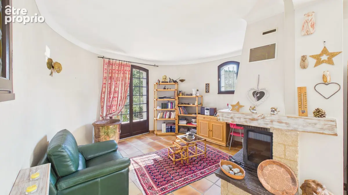 Mazan ? maison familiale de 222 m² sur 1,59 hectare avec piscine, pool house et garage - photo 7