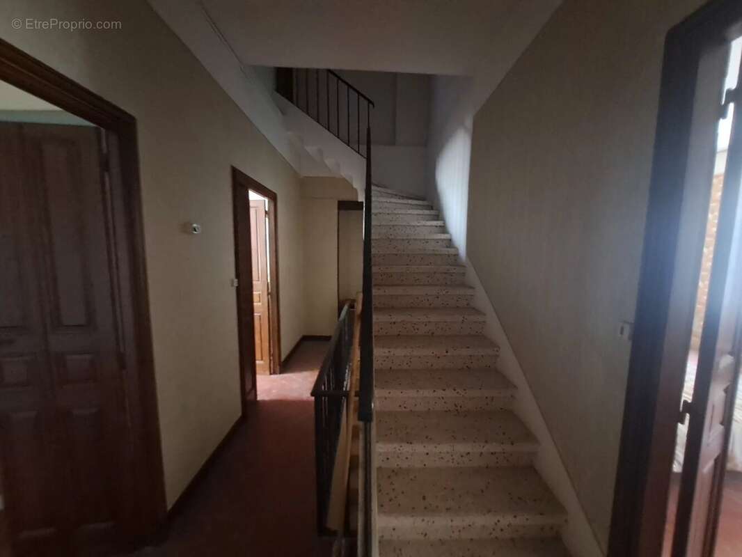 Maison de village a renover - photo 12