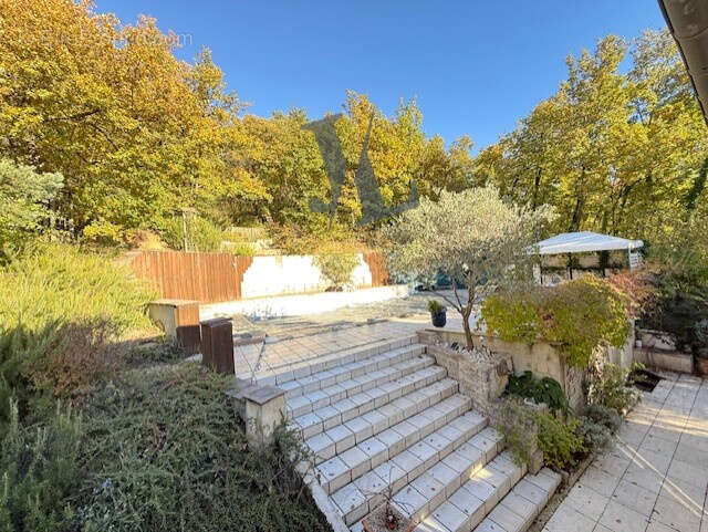 Maison à MONTMEYRAN