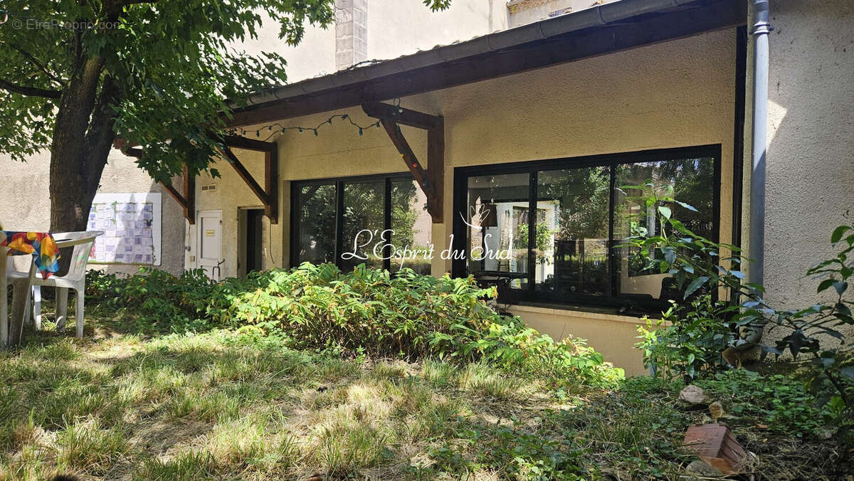 Maison 134 m² à Graulhet  - photo 2