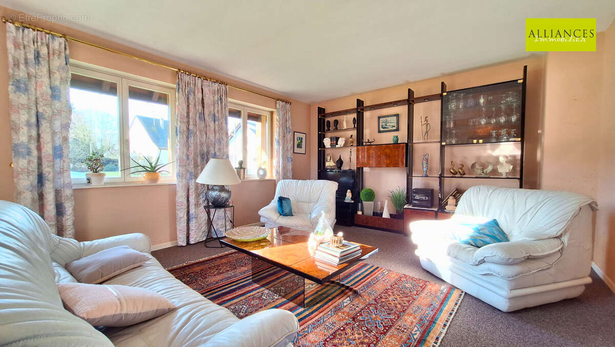 Maison à DANNEMARIE