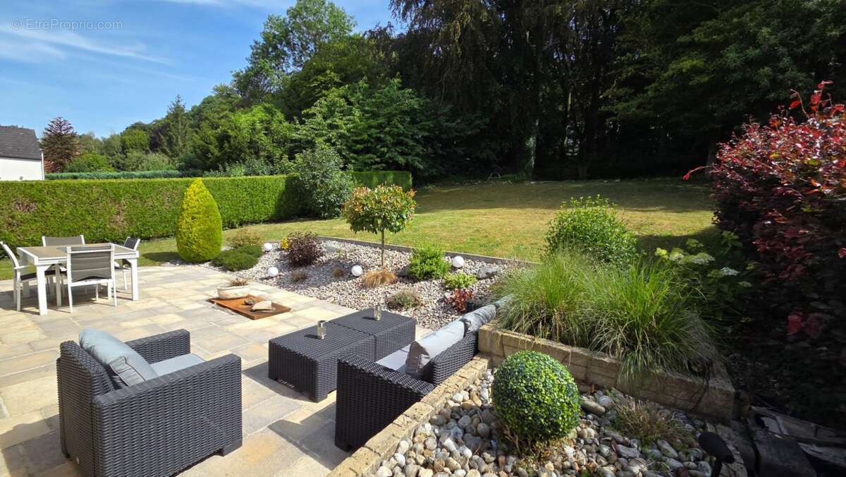 Maison 6 pièces / 111 m² / 298 000 EUR / CAMBLAIN-L'ABBE - photo 16