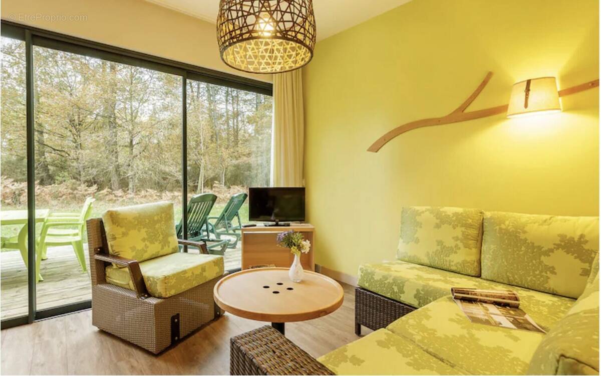 Appartement à CHAUMONT-SUR-THARONNE