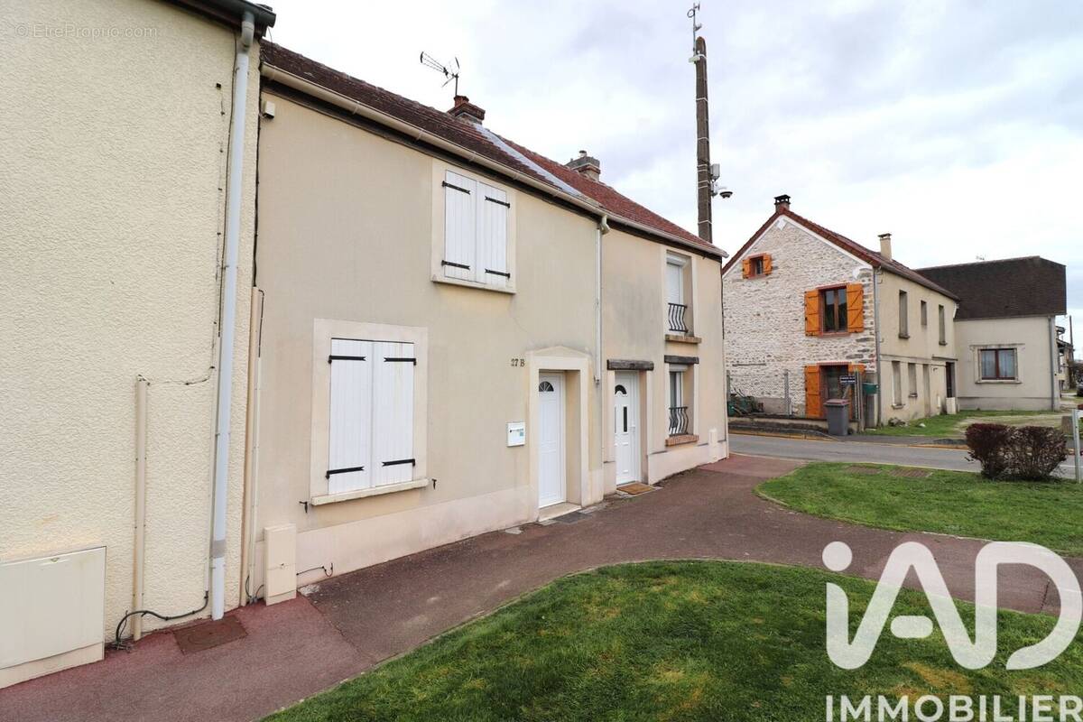 Photo 1 - Maison à PAMFOU