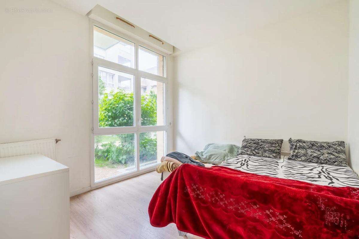 Appartement à ROMAINVILLE