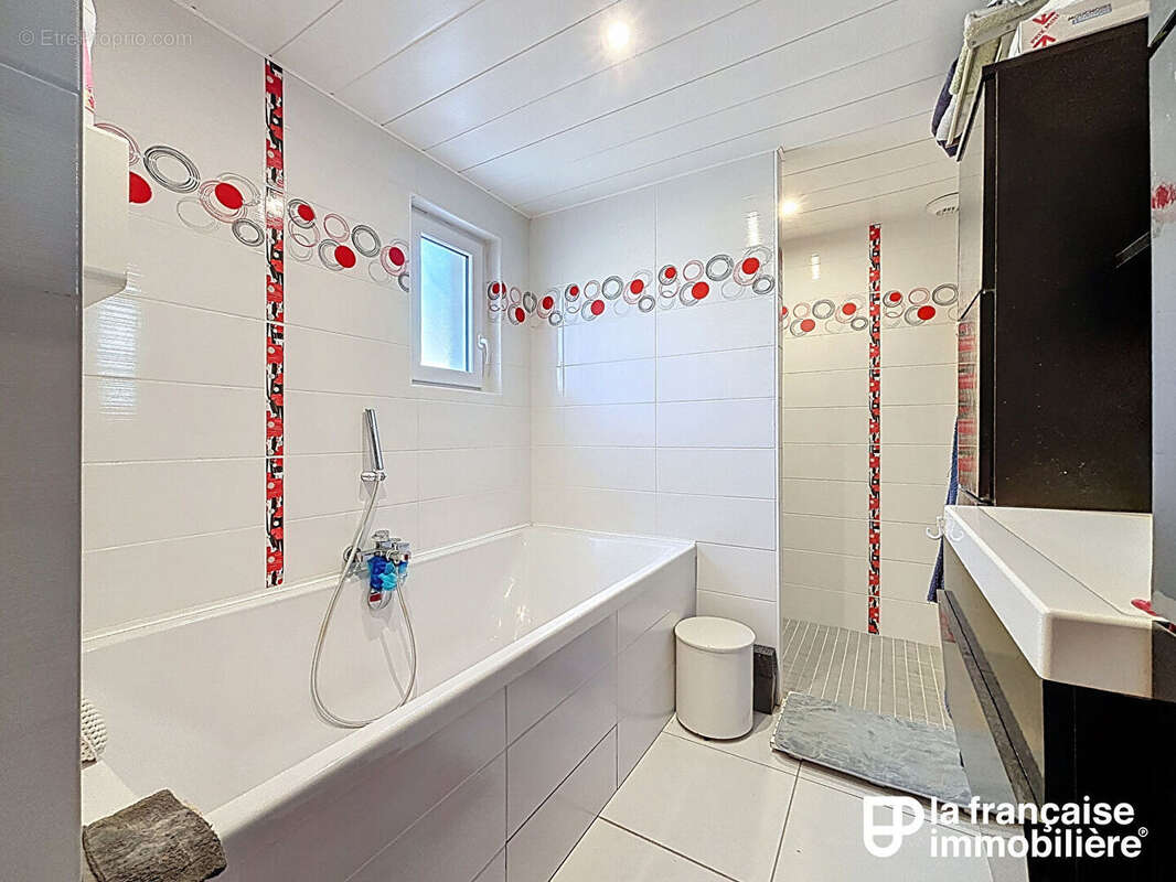 Maison à SAINT-MEEN-LE-GRAND