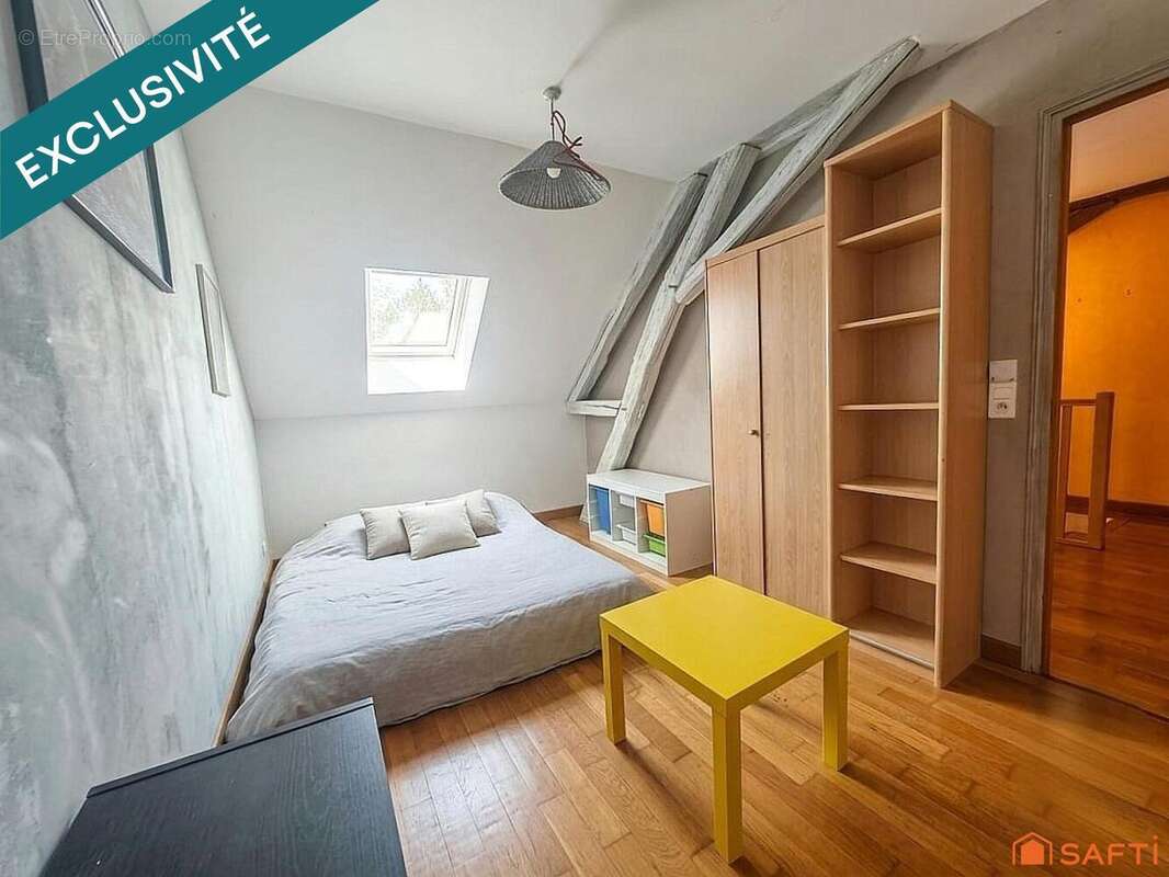 Maison 113 m² à Villeneuve-Sur-Yonne  - photo 8