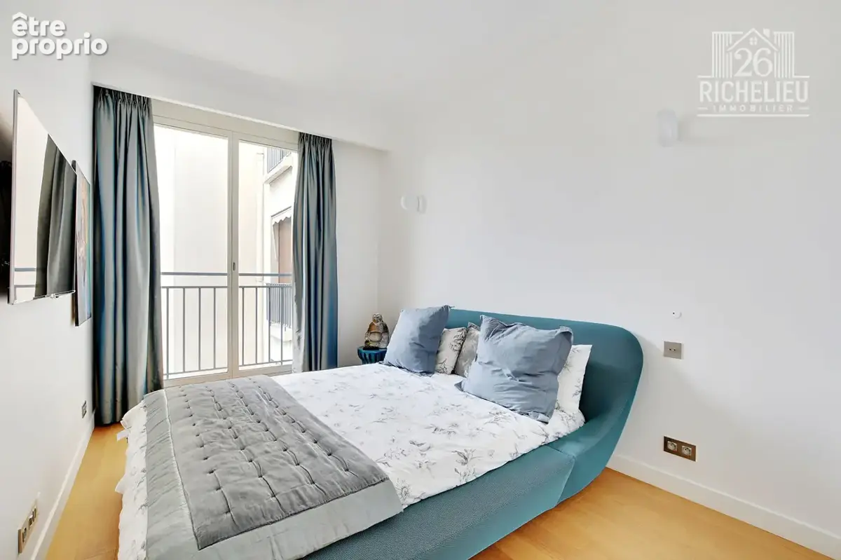 Appartement d'exception  de 210 m2  Avenue Foch vue Tour Eiffel - photo 9
