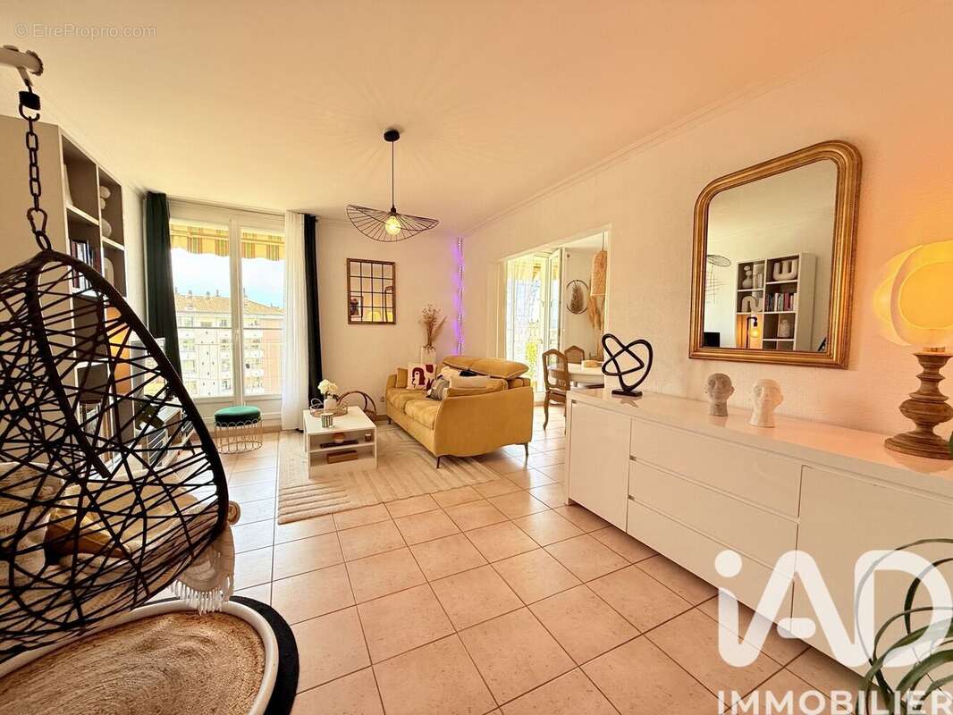 Appartement 74 m² à Toulon  - photo 6