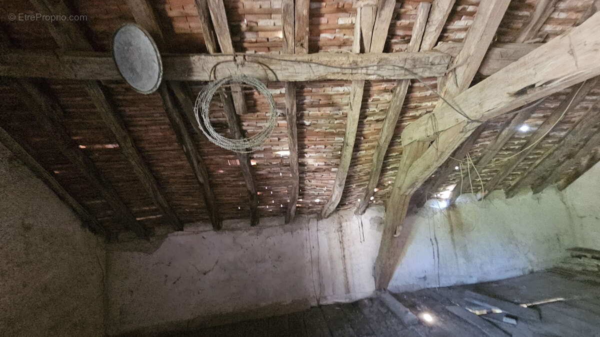 Maison à LE DORAT