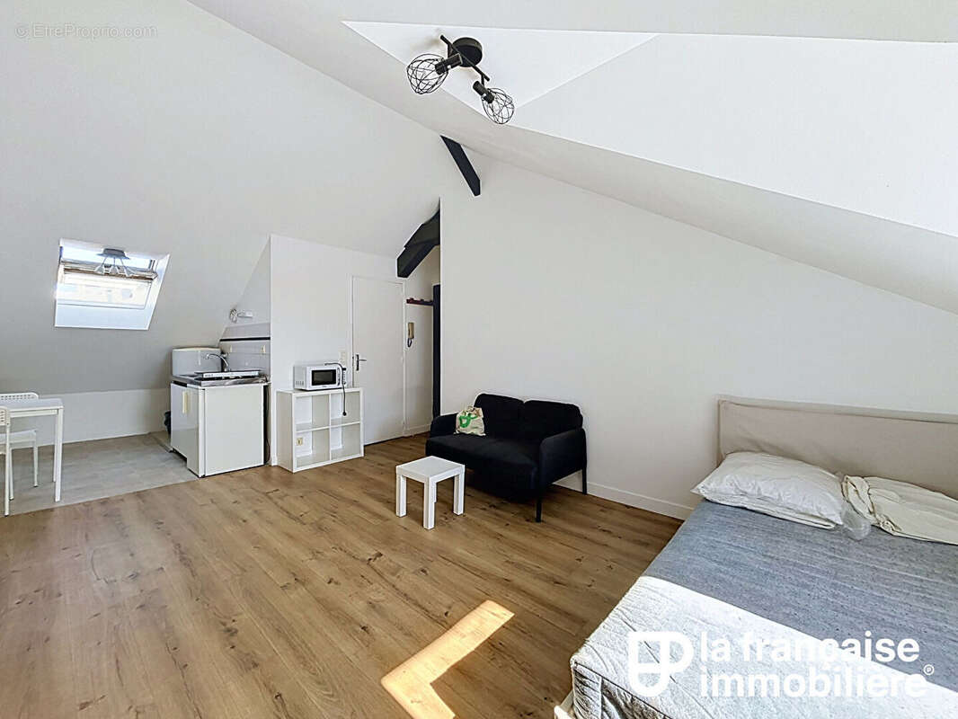 Appartement Rennes - Saint Hélier - Studio - 19.54 m² en carrez - 31.15m² au sol - dernier étage - cave - photo 2