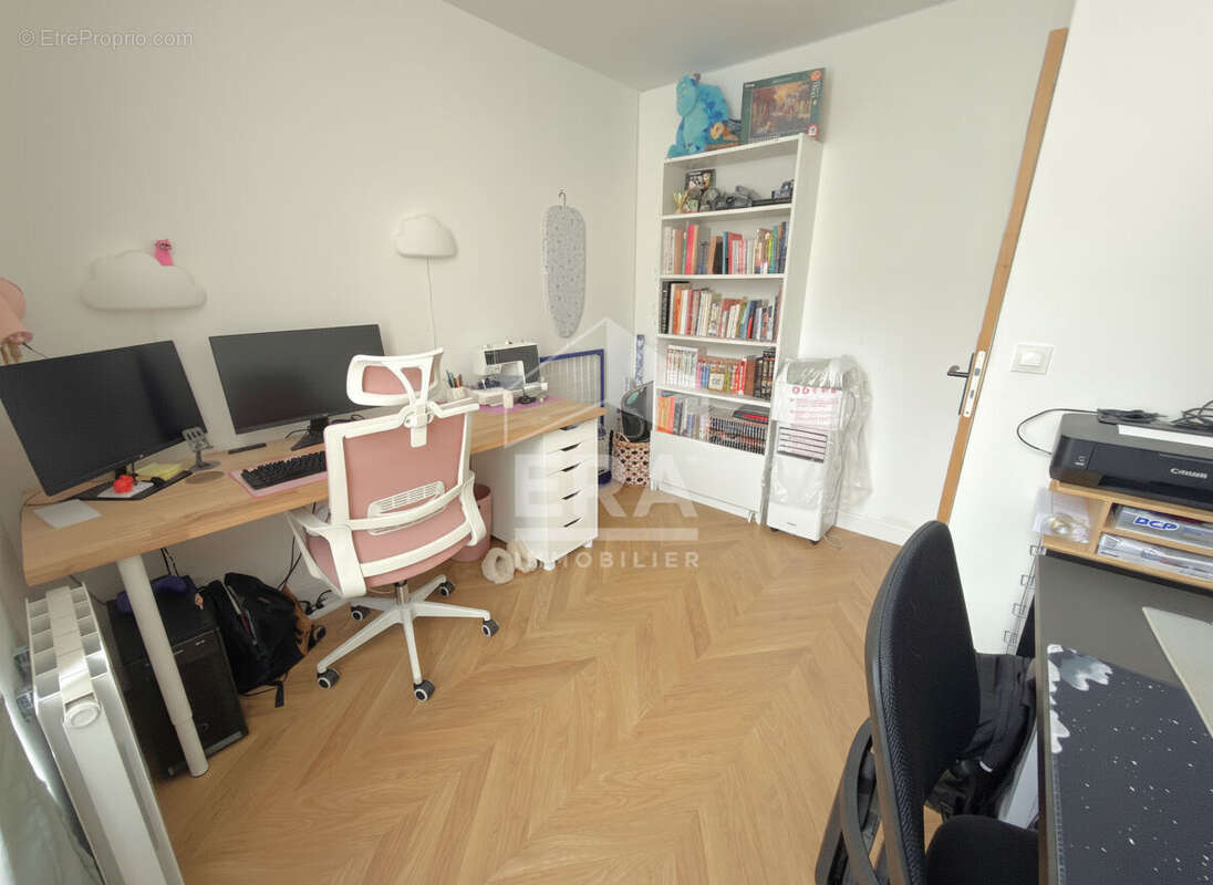 Appartement à GUIGNES