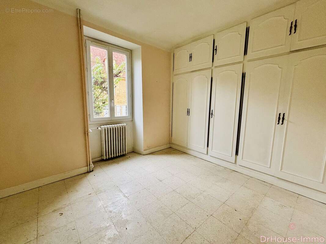 Appartement à SARLAT-LA-CANEDA