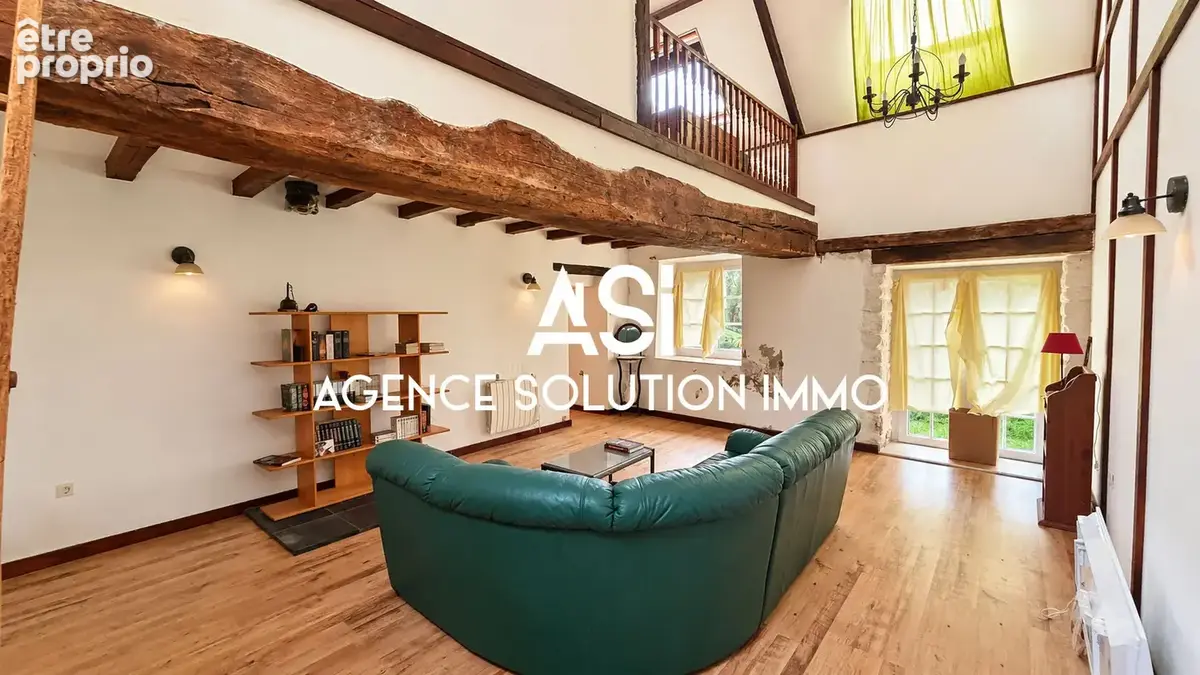 Maison en pierre de 115 m² avec dépendance et terrain de 6 648 m² - photo 4