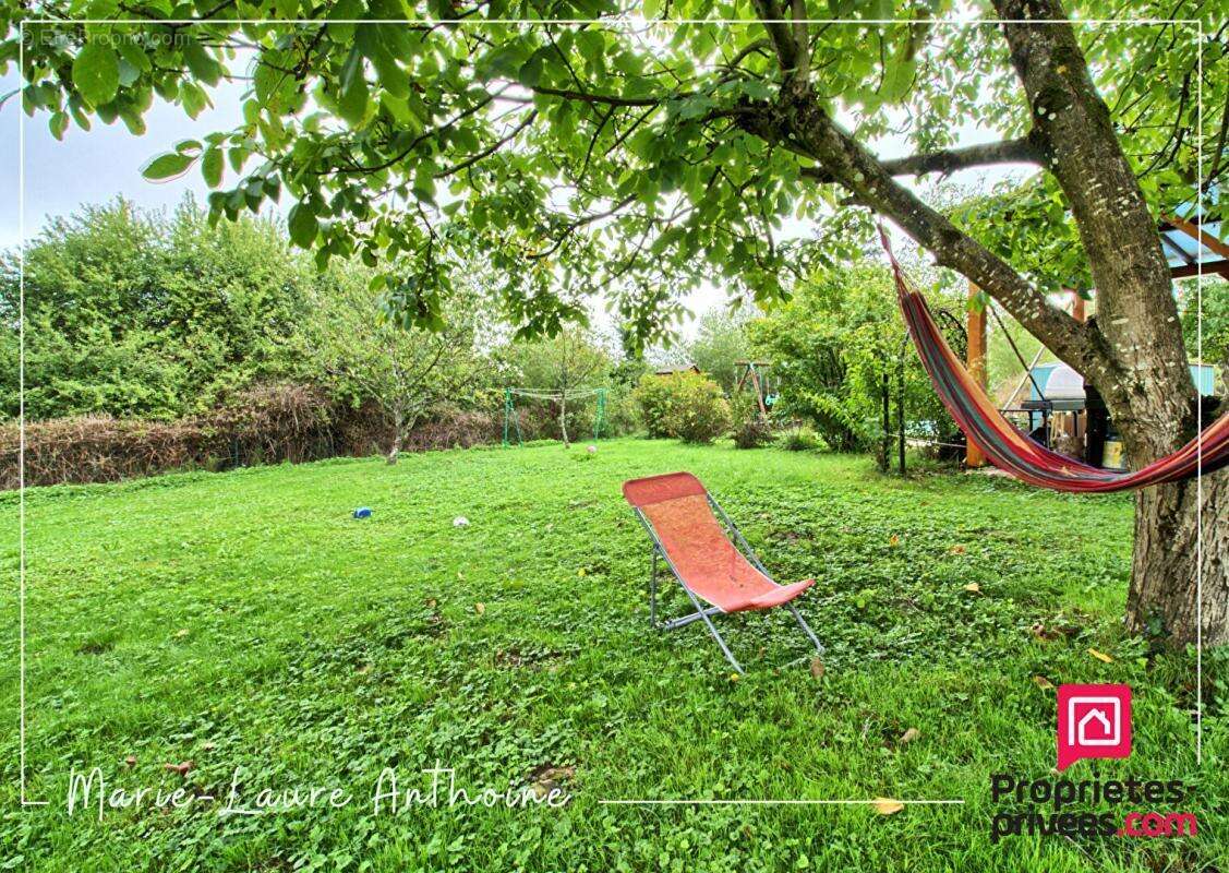 Maison à PIERRE-DE-BRESSE