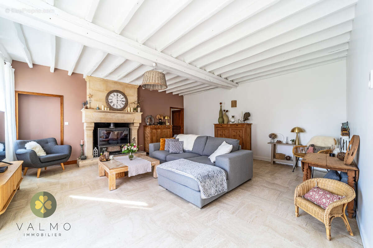 Maison à CONDE-SUR-VESGRE