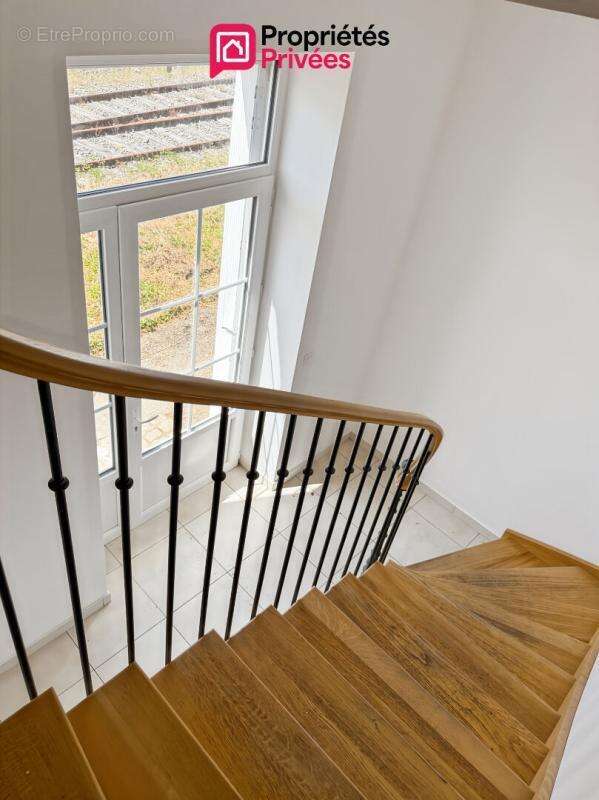Chateaubriant - Maison  2 Appartements T3 - 6 pièce(s) 108 m2 - photo 9