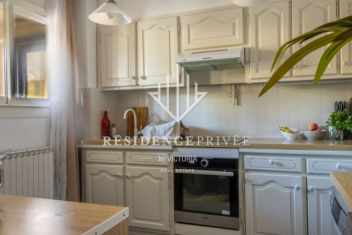 Appartement à HYERES