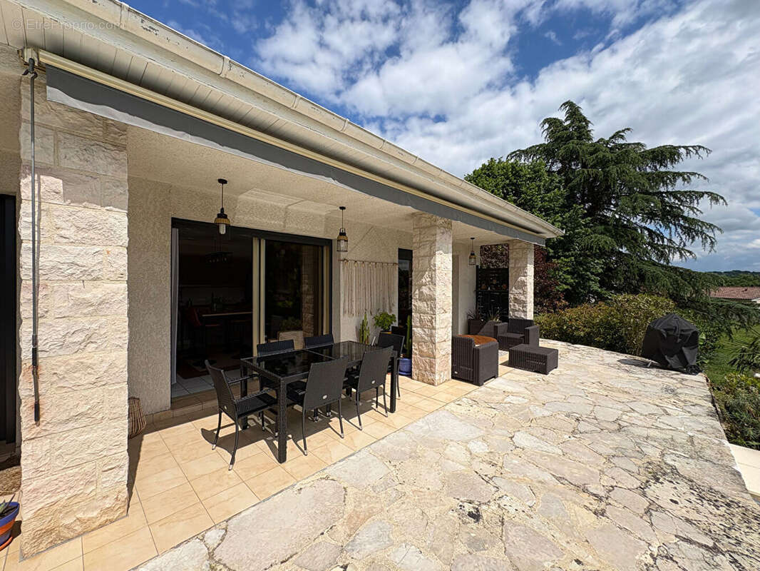 Maison à FIGEAC