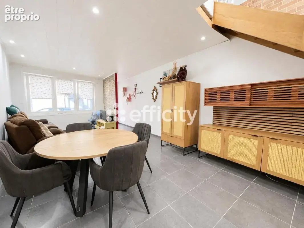Maison 4 pièces 94 m² à vendre à Faches-Thumesnil (59155) - photo 2