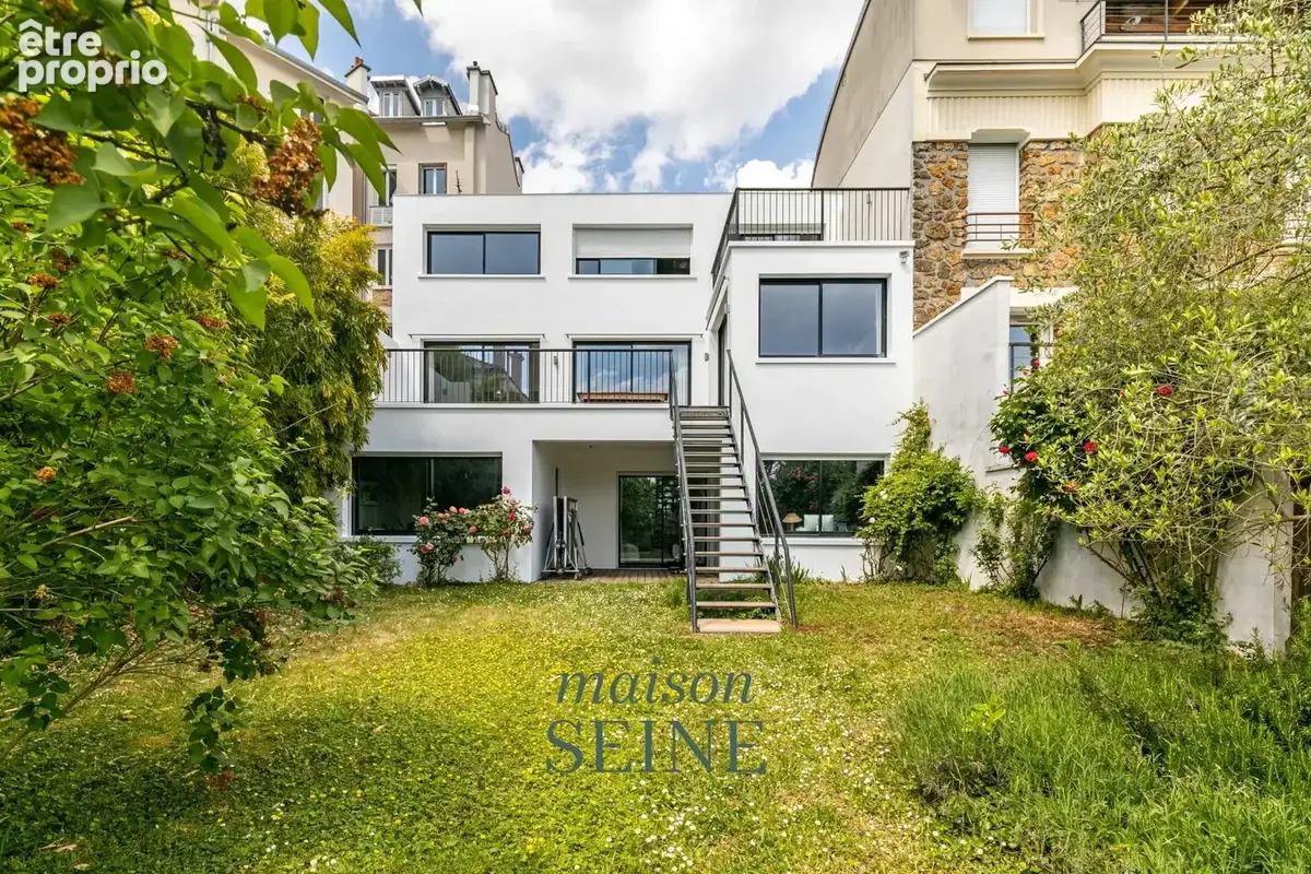 Suresnes Mont Valérien - Maison d'architecte 5 chambres avec grand jardin - Studio indépendant - Garage - photo 4