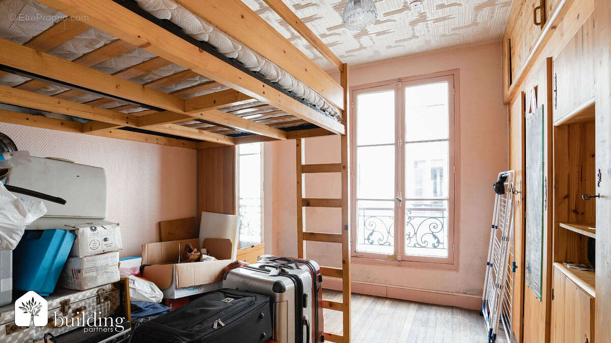 Appartement à LEVALLOIS-PERRET