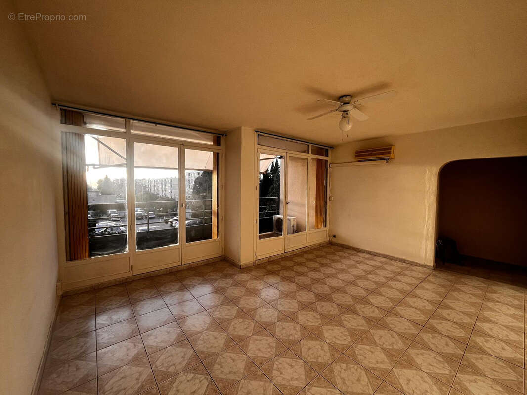 Appartement à MARIGNANE