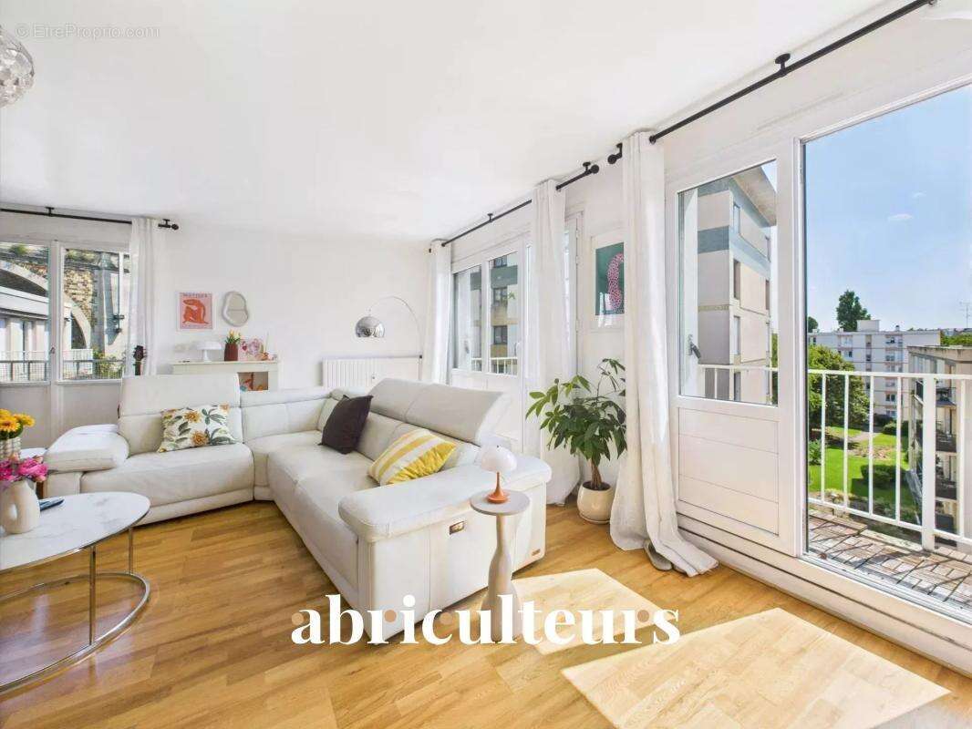 Appartement à NOGENT-SUR-MARNE