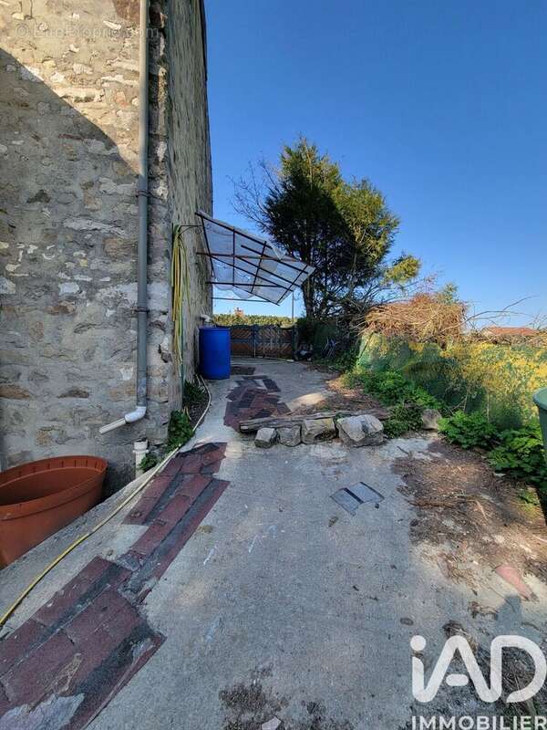Maison 120 m² à Saint-Remy-Blanzy  - photo 6