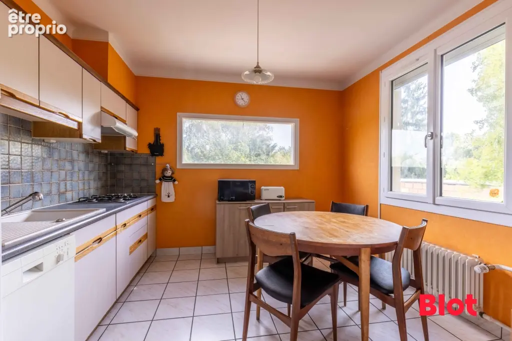 Maison 6 pièces 125 m² à vendre à Montfort-Sur-Meu (35160) - photo 5