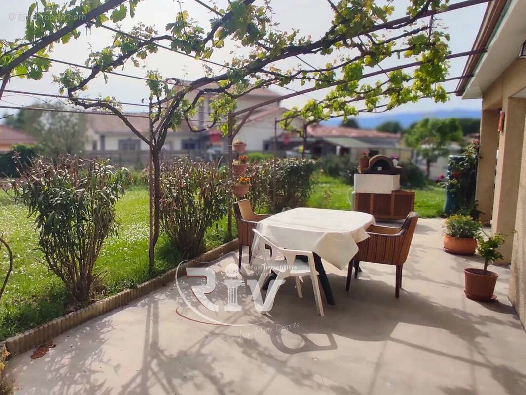 Maison à SAINT-MAURICE-L'EXIL