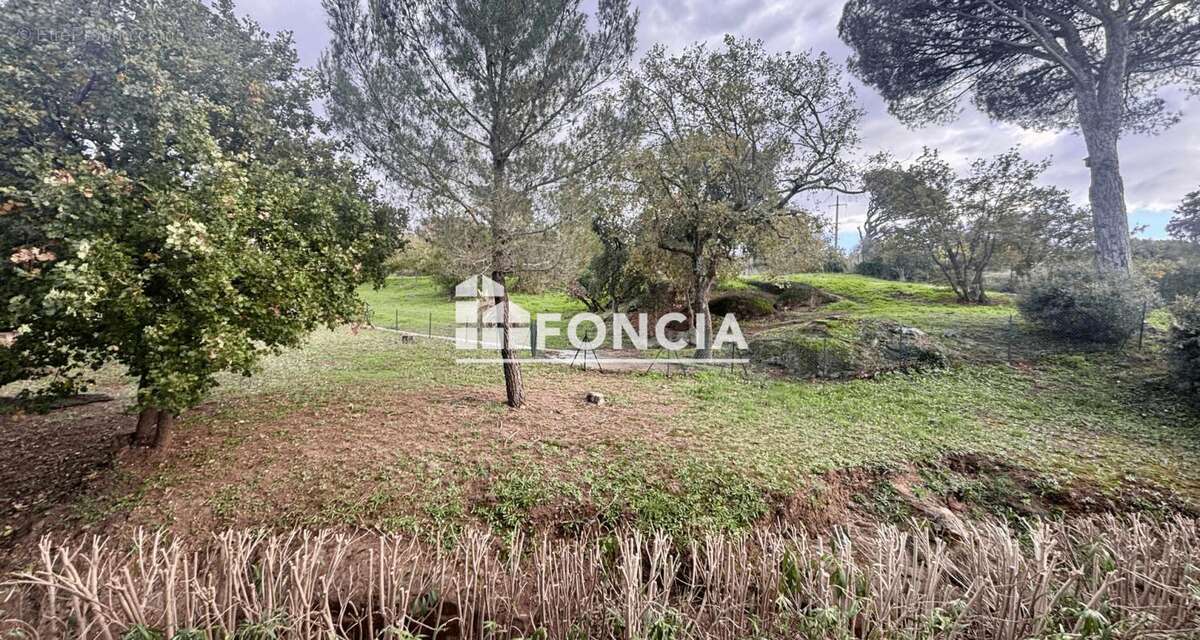 Appartement à FREJUS