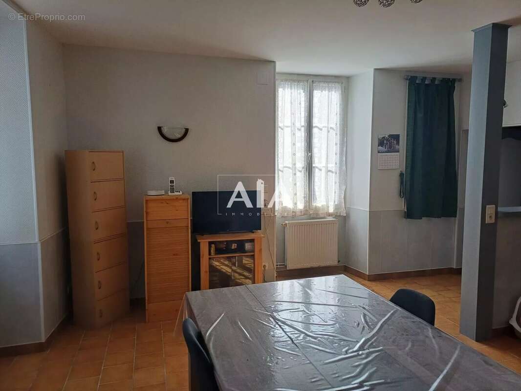 Maison à VERTEUIL-SUR-CHARENTE