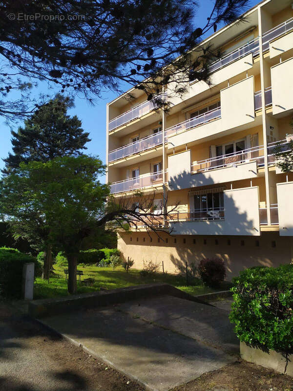 Appartement à CARCASSONNE