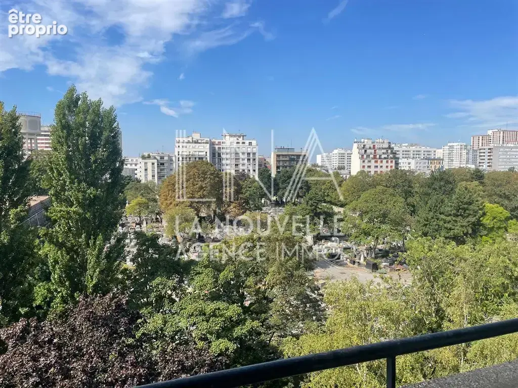 Appartement à PARIS-20E