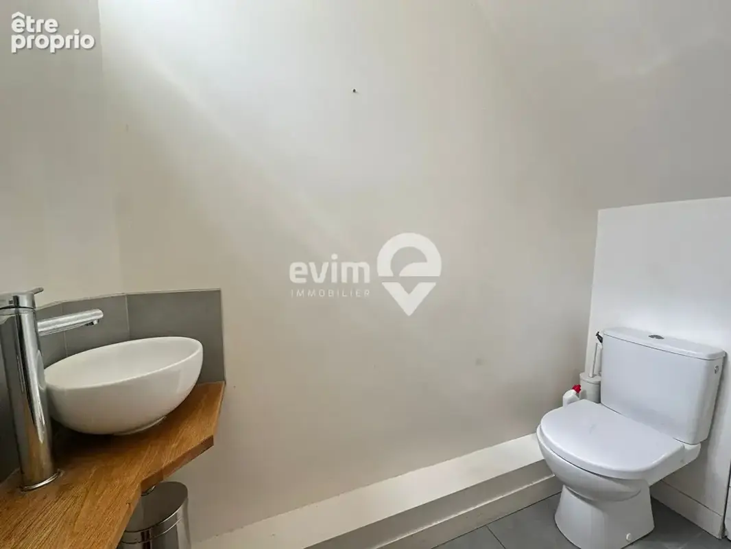 Grande maison familiale avec logement indépendant calme absolu en arrière-lot - photo 12