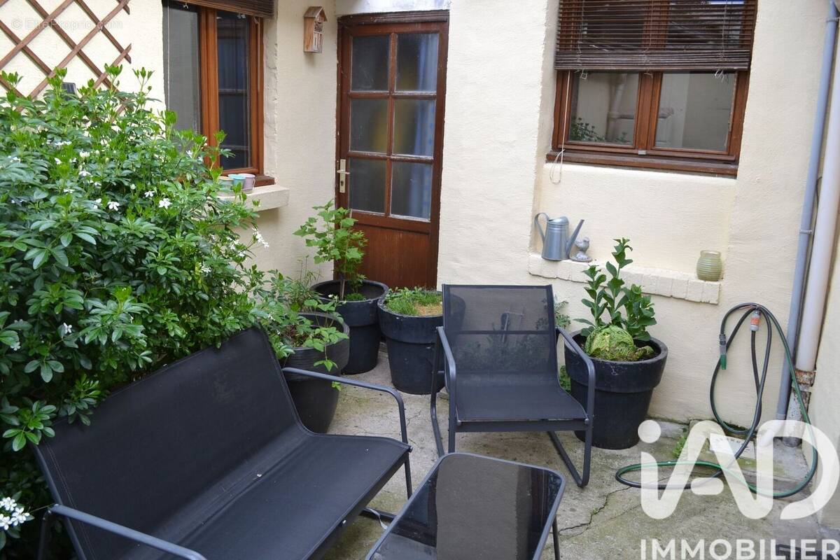Photo 1 - Maison à MARINES