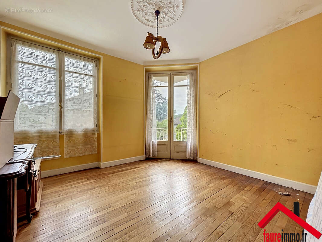 Maison à st-pantaléon-de-larche en corrèze - photo 8
