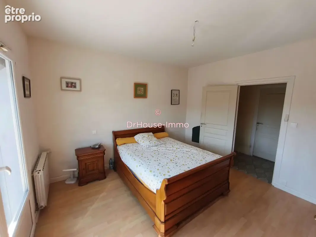 Maison 6 pièces 175 m² à vendre à Les Martres-De-Veyre (63730) - photo 27