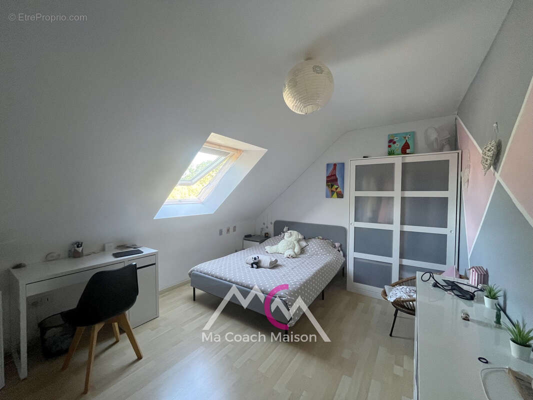 Maison à LA CHAPELLE-DES-MARAIS