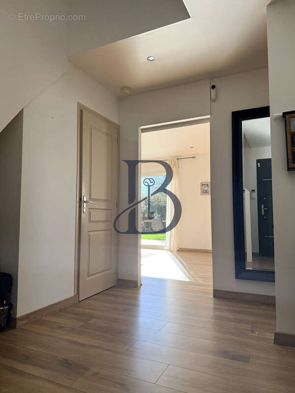 Maison à SAINT-SAUVEUR-LA-POMMERAYE