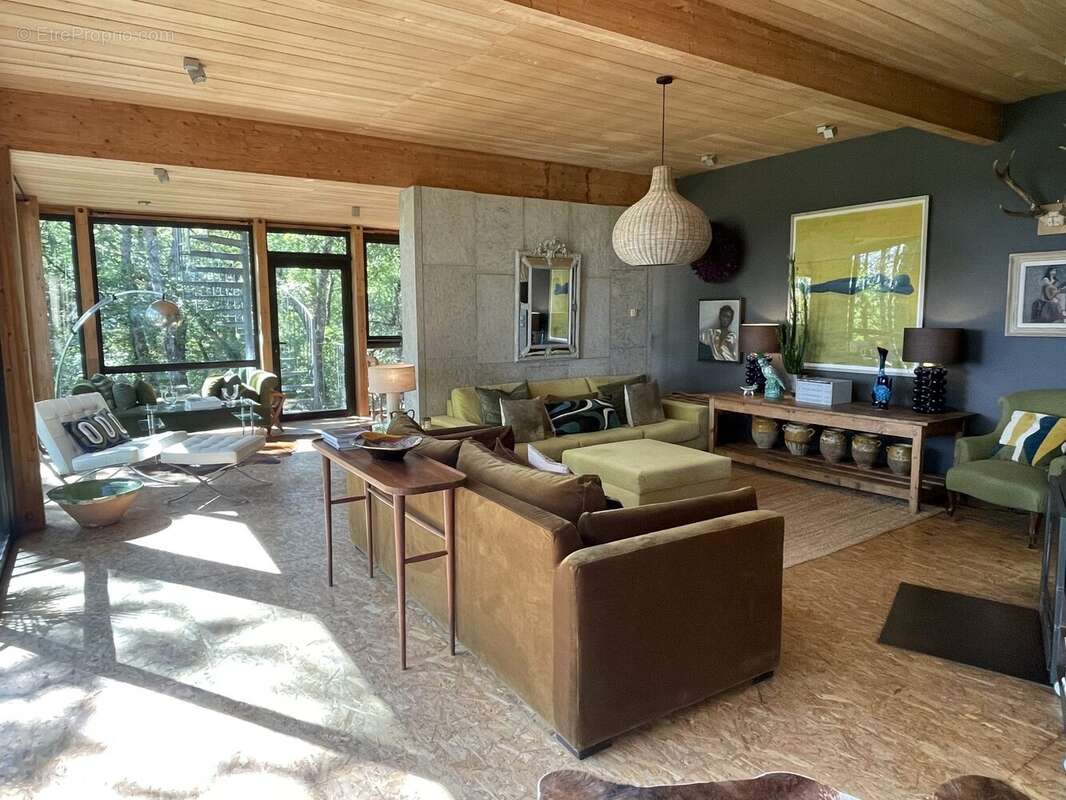 Auch property for sale Gers architect house eco home southwest France modern house with pool panoramic views Pyrenees contemporary design award winning architecture salon - Maison à AUCH