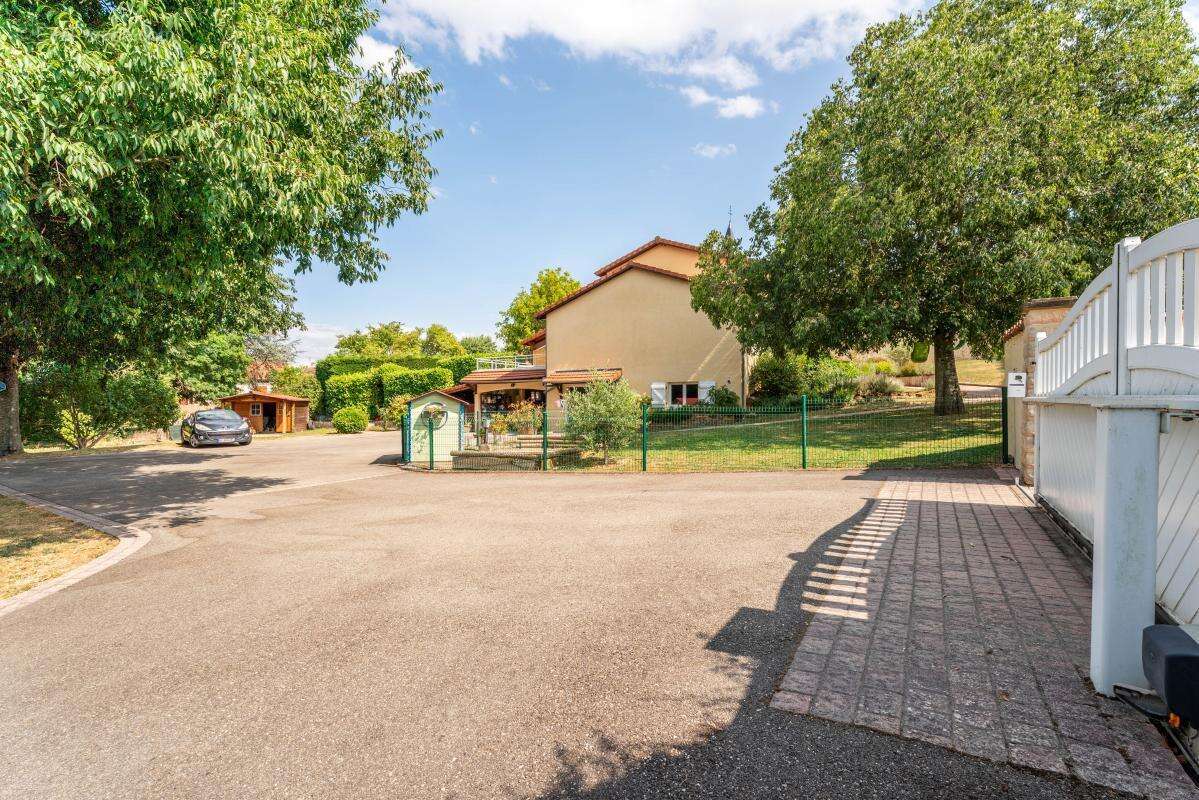 Maison à PONTCHARRA-SUR-TURDINE