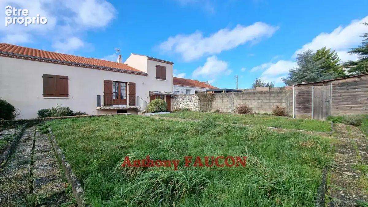 Maison La Roche Sur Yon 4 pièce(s) 117 m2 - photo 2