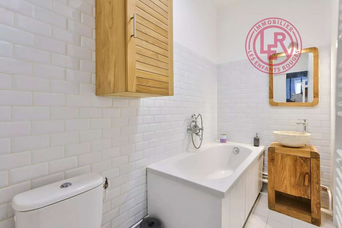 Appartement à PARIS-10E