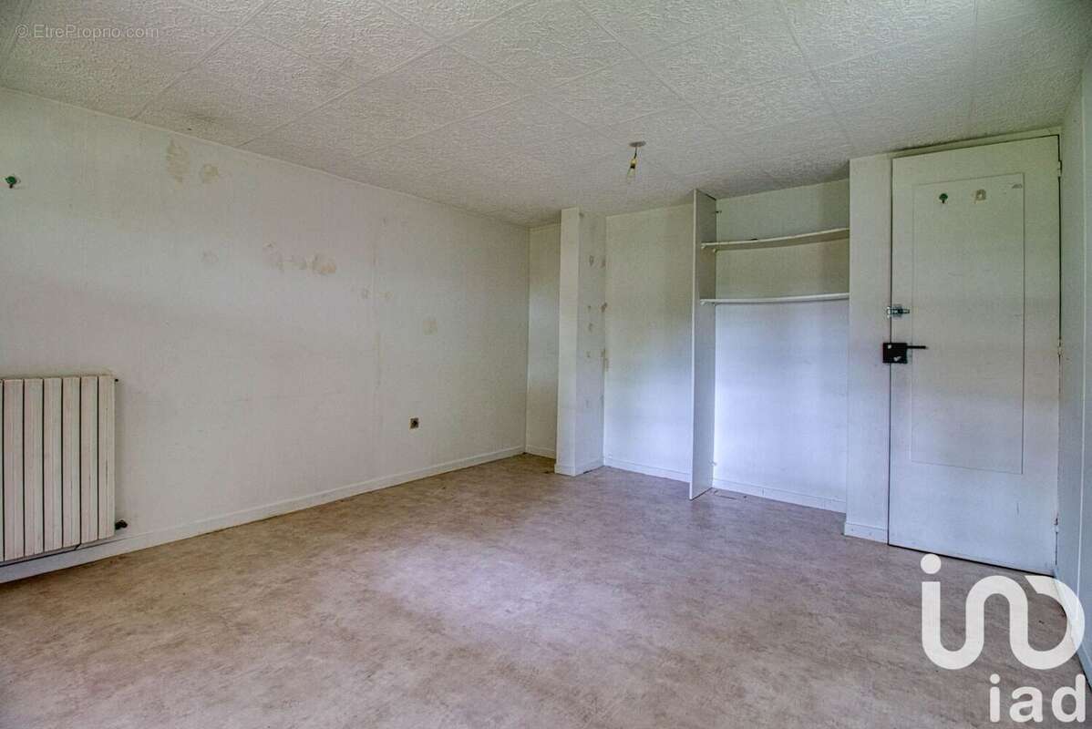 Photo 6 - Maison à CHANTELOUP-LES-VIGNES