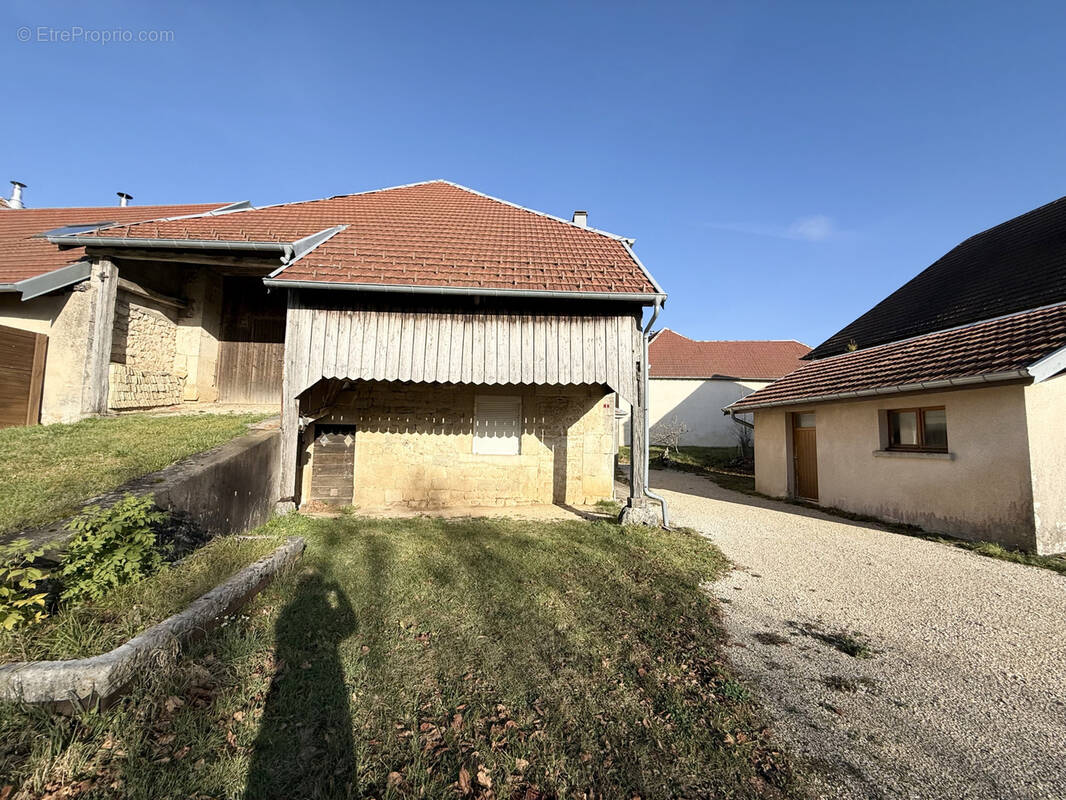 Maison à FOUCHERANS